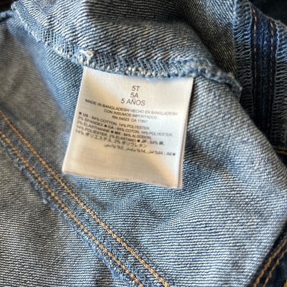 Old Navy Jean Jacket - 5T - Picture 4 of 5
